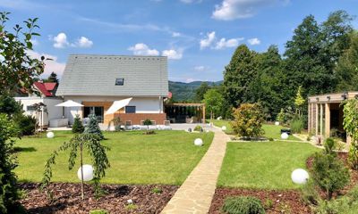 VÝSTAVBA RD V HUSLENKÁCH