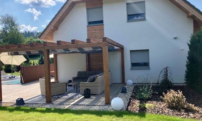 VÝSTAVBA RD V HUSLENKÁCH