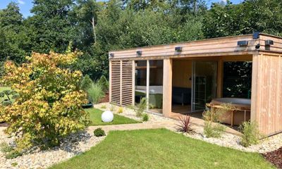 VÝSTAVBA RD V HUSLENKÁCH