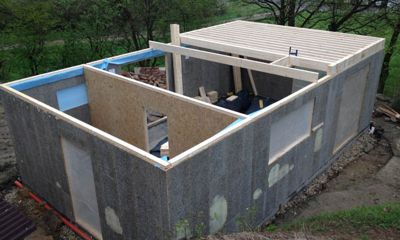 VÝSTAVBA CHATY V LUČINE