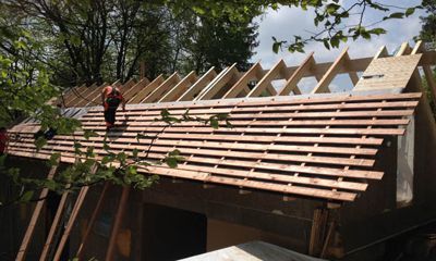 VÝSTAVBA CHATY V LUČINE