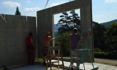 VÝSTAVBA RD V POZLOVICIACH