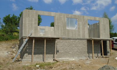 VÝSTAVBA RD V POZLOVICIACH