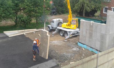 VÝSTAVBA SHOWROOMU V ZLÍNE